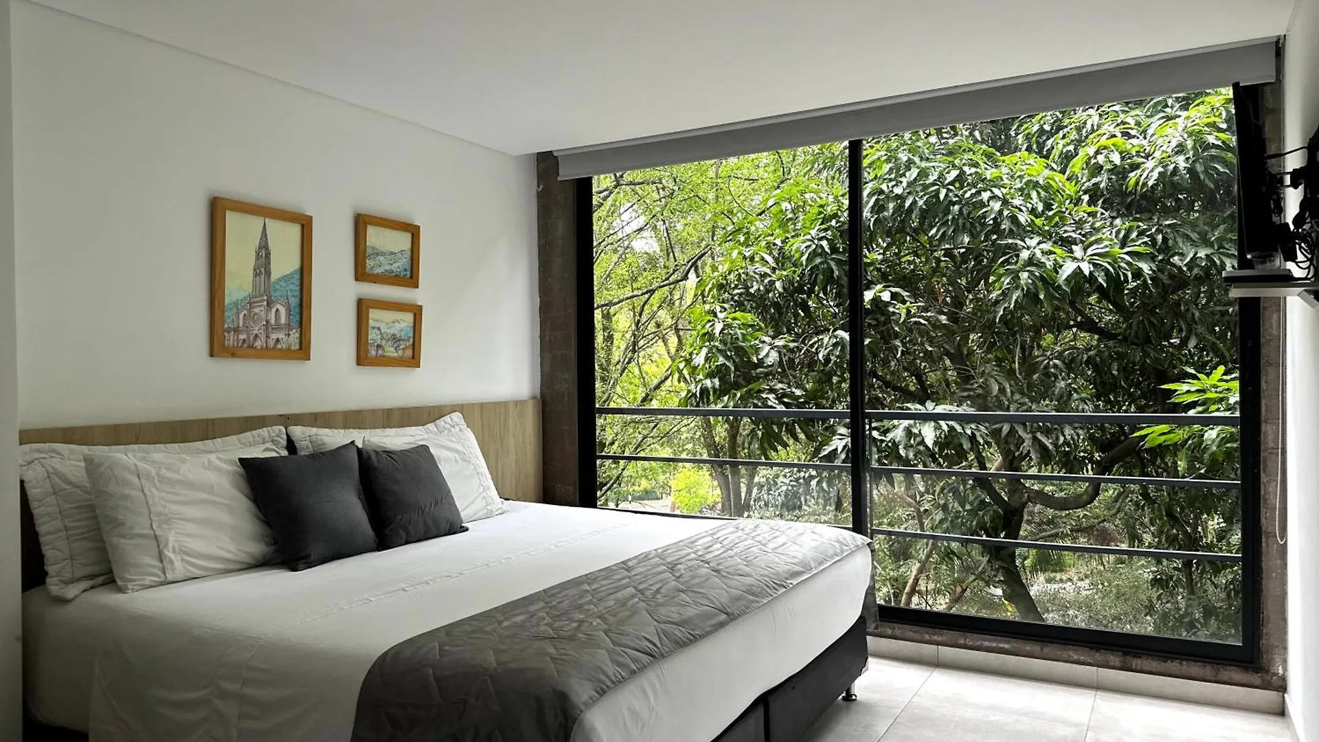Hotel Zona Verde Μεντεγίν
