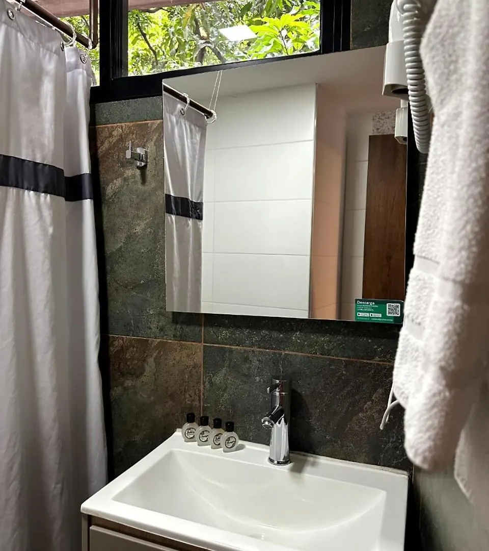Hotel Zona Verde Μεντεγίν