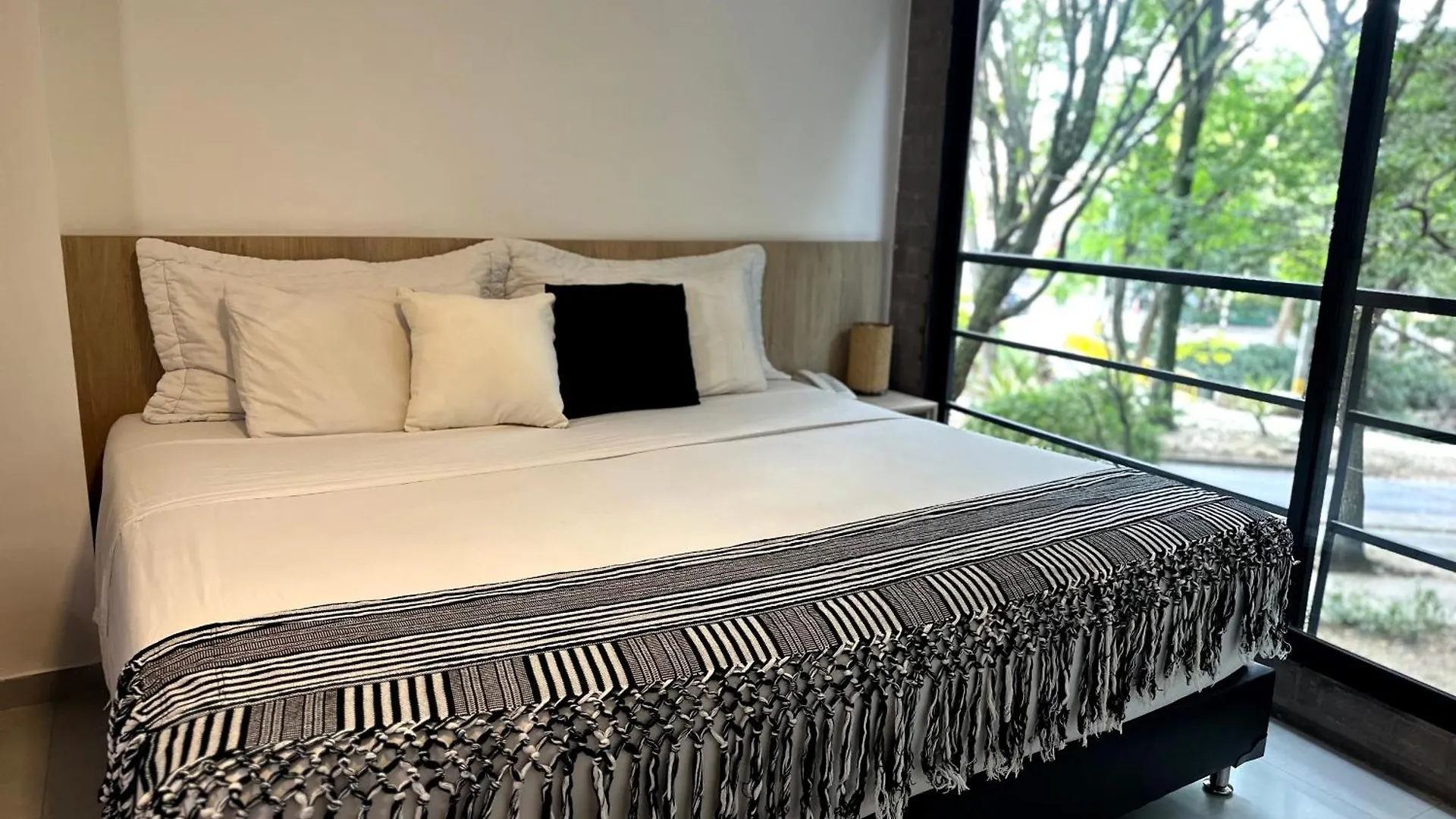Hotel Zona Verde Μεντεγίν