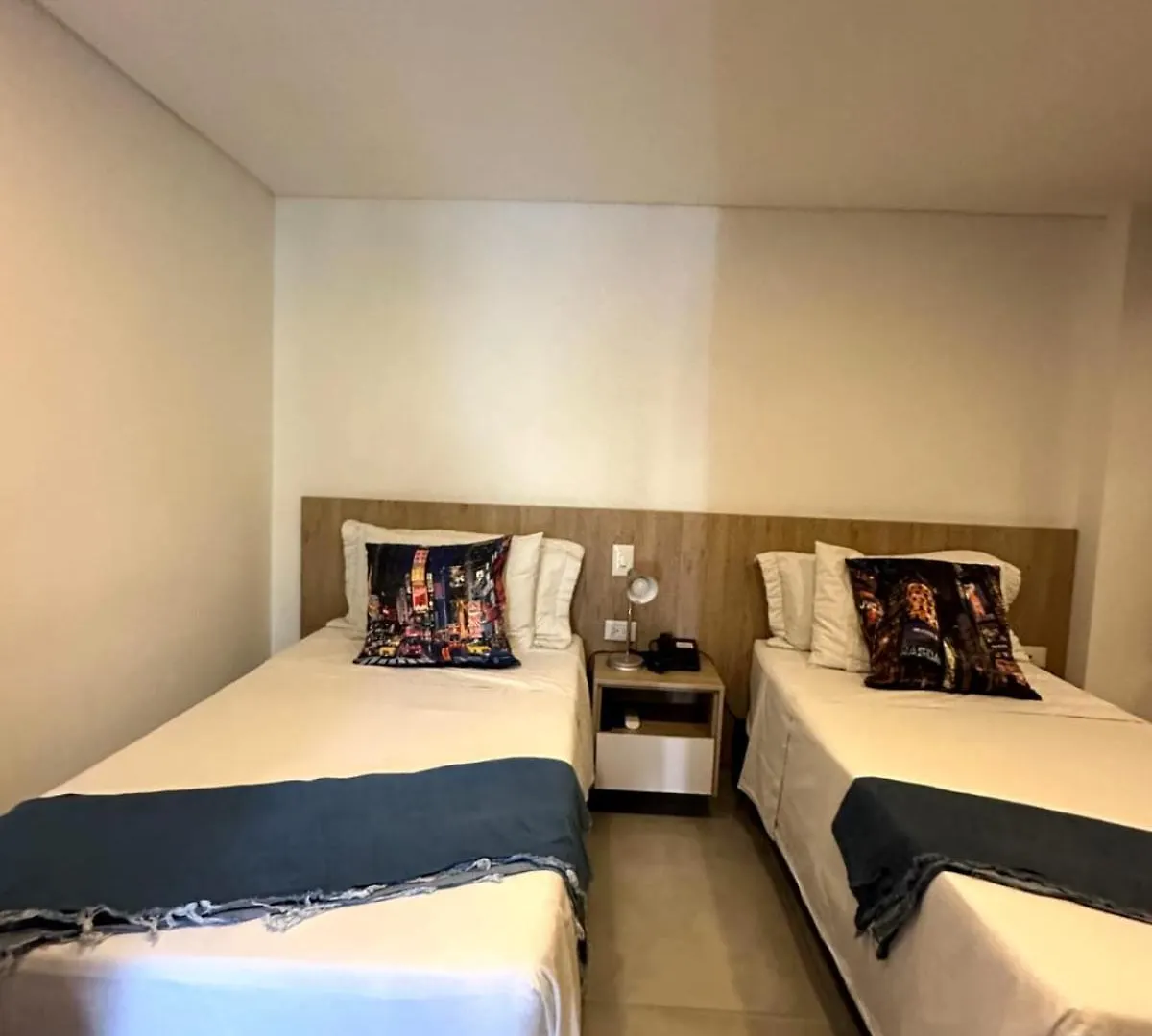 Hotel Zona Verde Μεντεγίν
