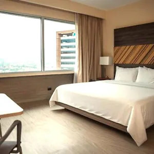 Hotel V Grand Hotel, A Member Of Radisson Individuals